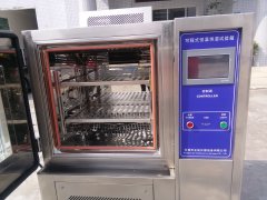 ?冷熱沖擊試驗(yàn)箱中三箱式和兩箱式有什么區(qū)別