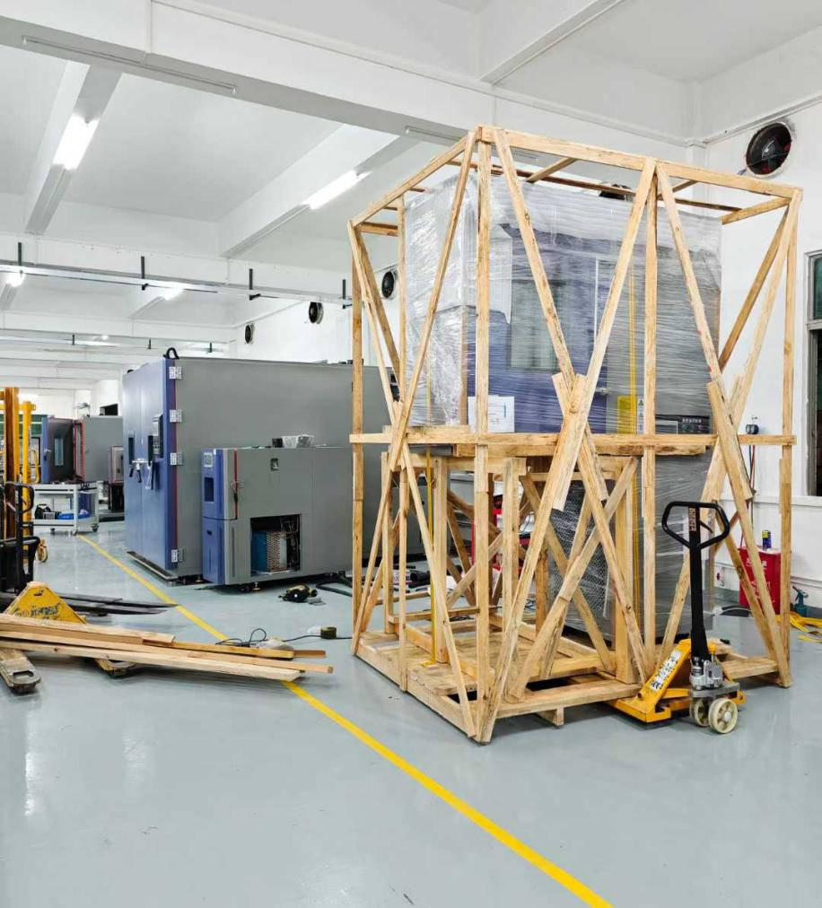 ?定制高低溫力學(xué)三綜合試驗(yàn)機(jī)發(fā)貨山東客戶公