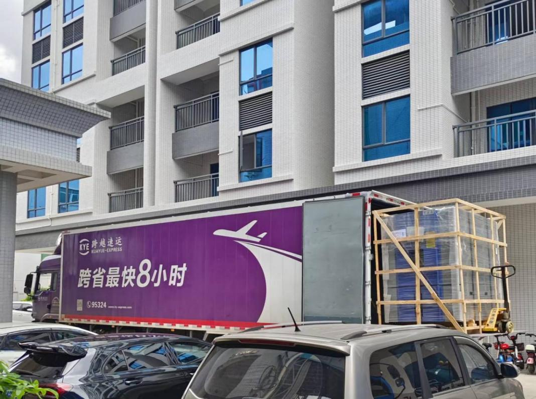 定制1400L高低溫試驗箱出貨.png 定制1400L高低溫試驗箱出貨.png